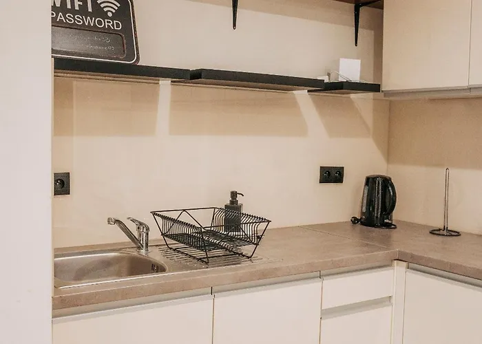 Niron Kapucynska * Pila (Pila)